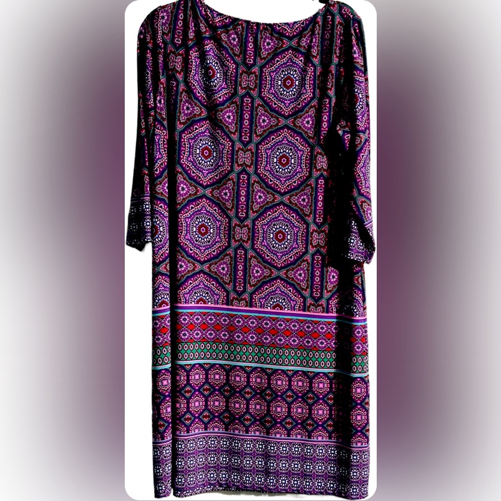 Women’s Knee Length Dress with 3/4 Sleeves